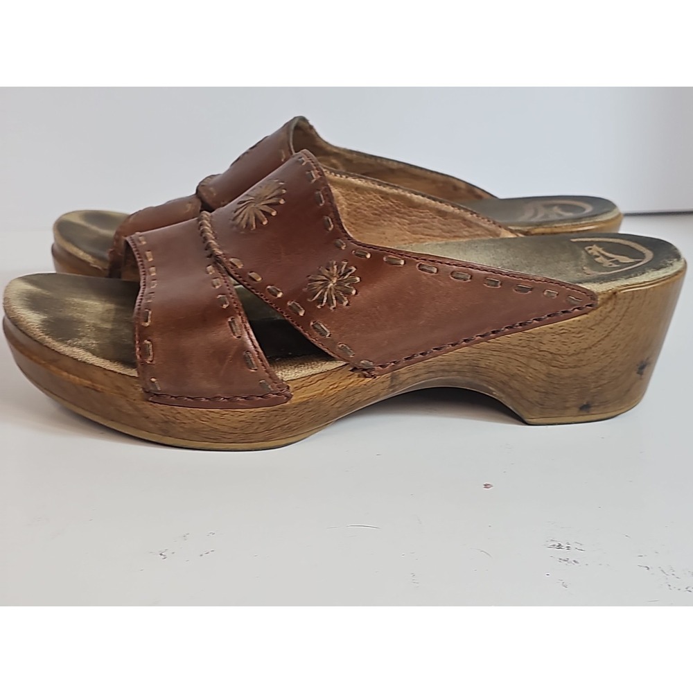 Dansko Womens Size 40/9.5 Slip On Clog Sandals Sunny Brown Leather Wedge Slides - Picture 5 of 12